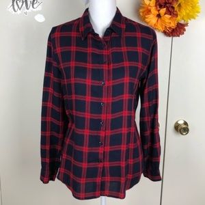 Romeo & Juliet Couture Plaid Buttoned Shirt Red and Navy Blue